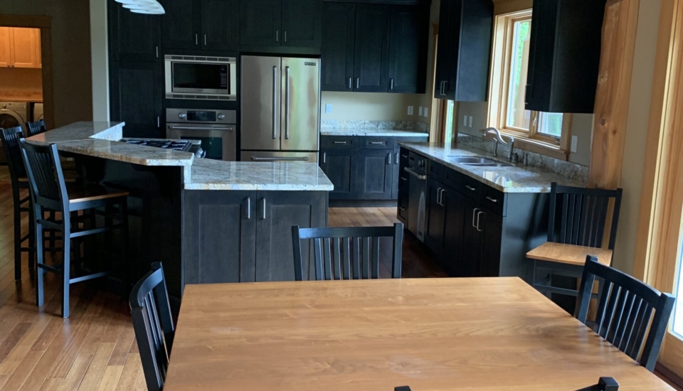 BEAUTIFUL HOME in GIBSONS Walk to the Ferry! Jason Ruck Sunshine