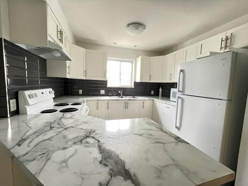 Properties for rent, Sunshine Coast, Gibsons, Sechelt, Roberts Creek