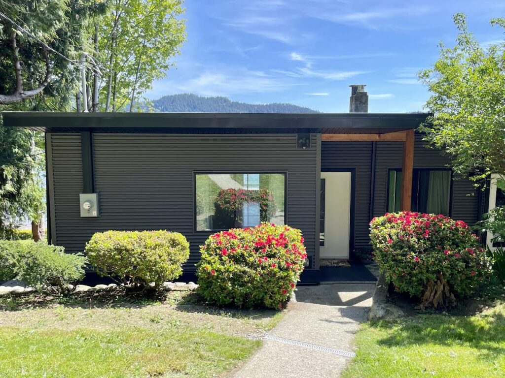 Properties for rent, Sunshine Coast, Gibsons, Sechelt, Roberts Creek